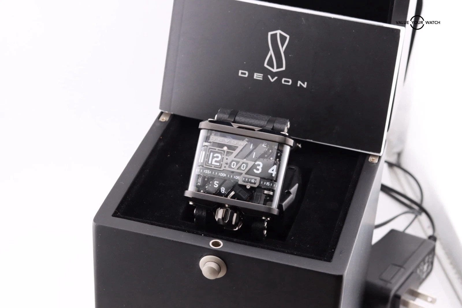 Devon Tread 1 | Recently Serviced!! | Original Box + Papers + Charger Included - Image 14