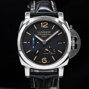 Panerai Luminor Marina GMT 3 Days 1950, 42mm Steel with papers Ref. PAM01537