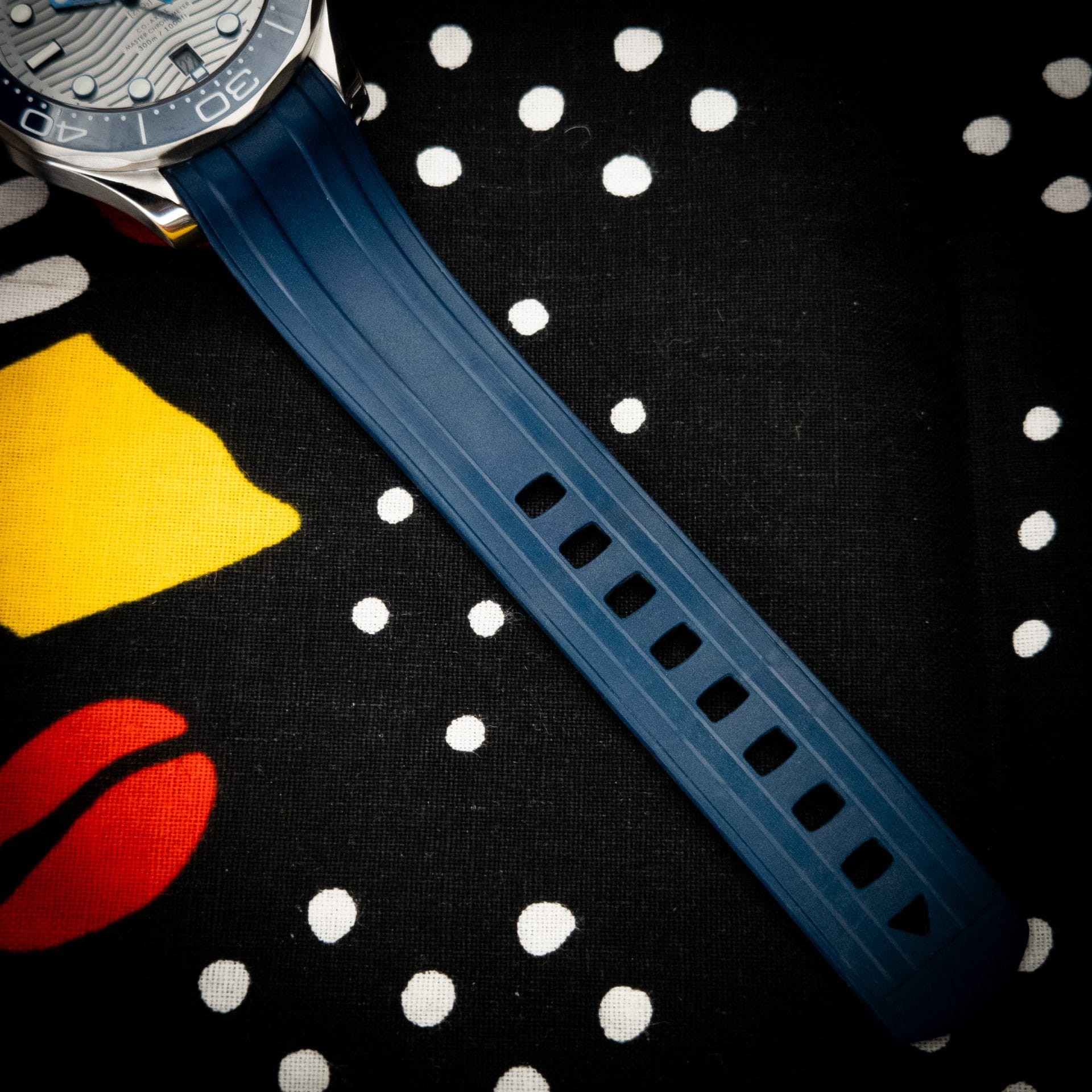 2023 OMEGA SEAMASTER 300M 42MM GREY 210.32.42.20.06.001 B&P Warranty to 11/2028 - Image 11