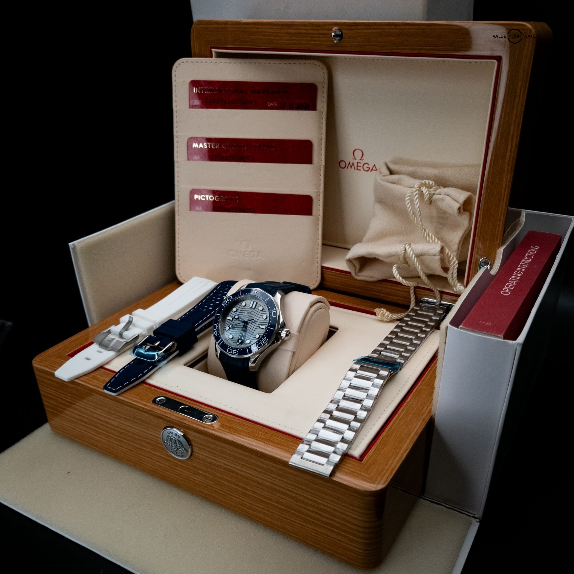 2023 OMEGA SEAMASTER 300M 42MM GREY 210.32.42.20.06.001 B&P Warranty to 11/2028 - Image 2