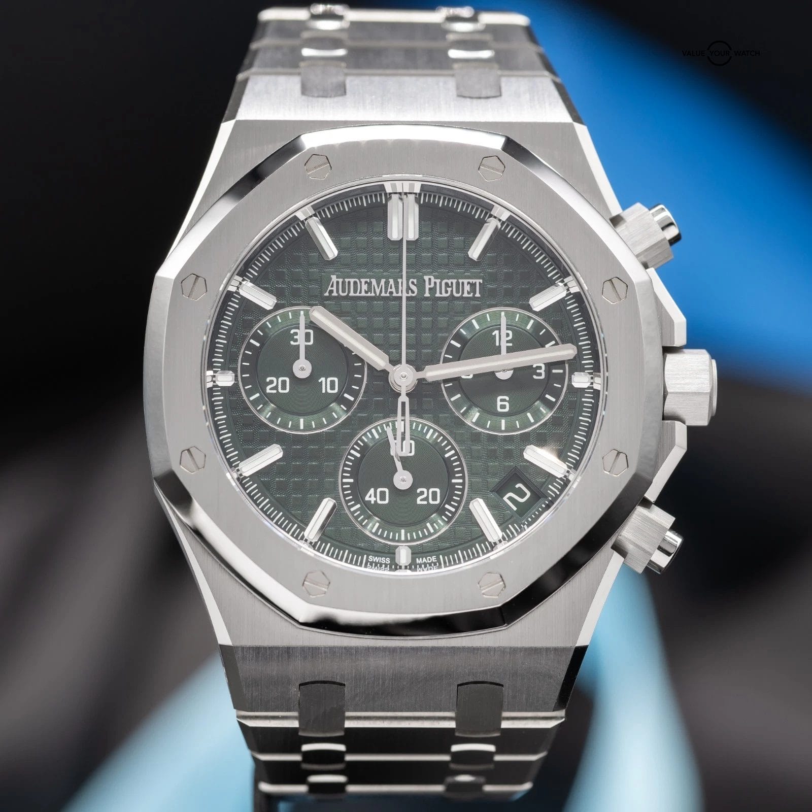 NEW ! Audemars Piguet Royal Oak Chronograph Green Men's 26240ST.OO.1320ST.08 - Image 2
