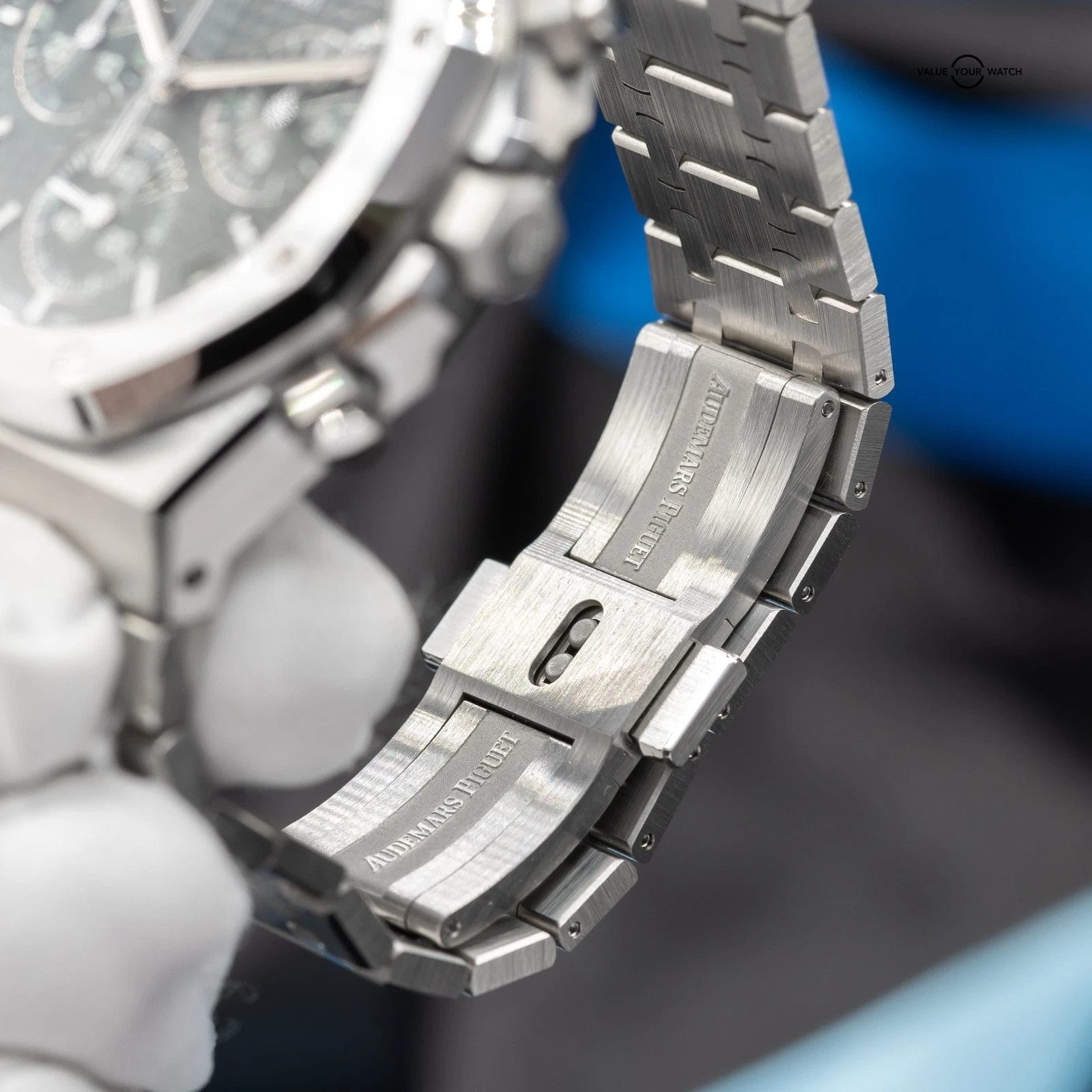 NEW ! Audemars Piguet Royal Oak Chronograph Green Men's 26240ST.OO.1320ST.08 - Image 11