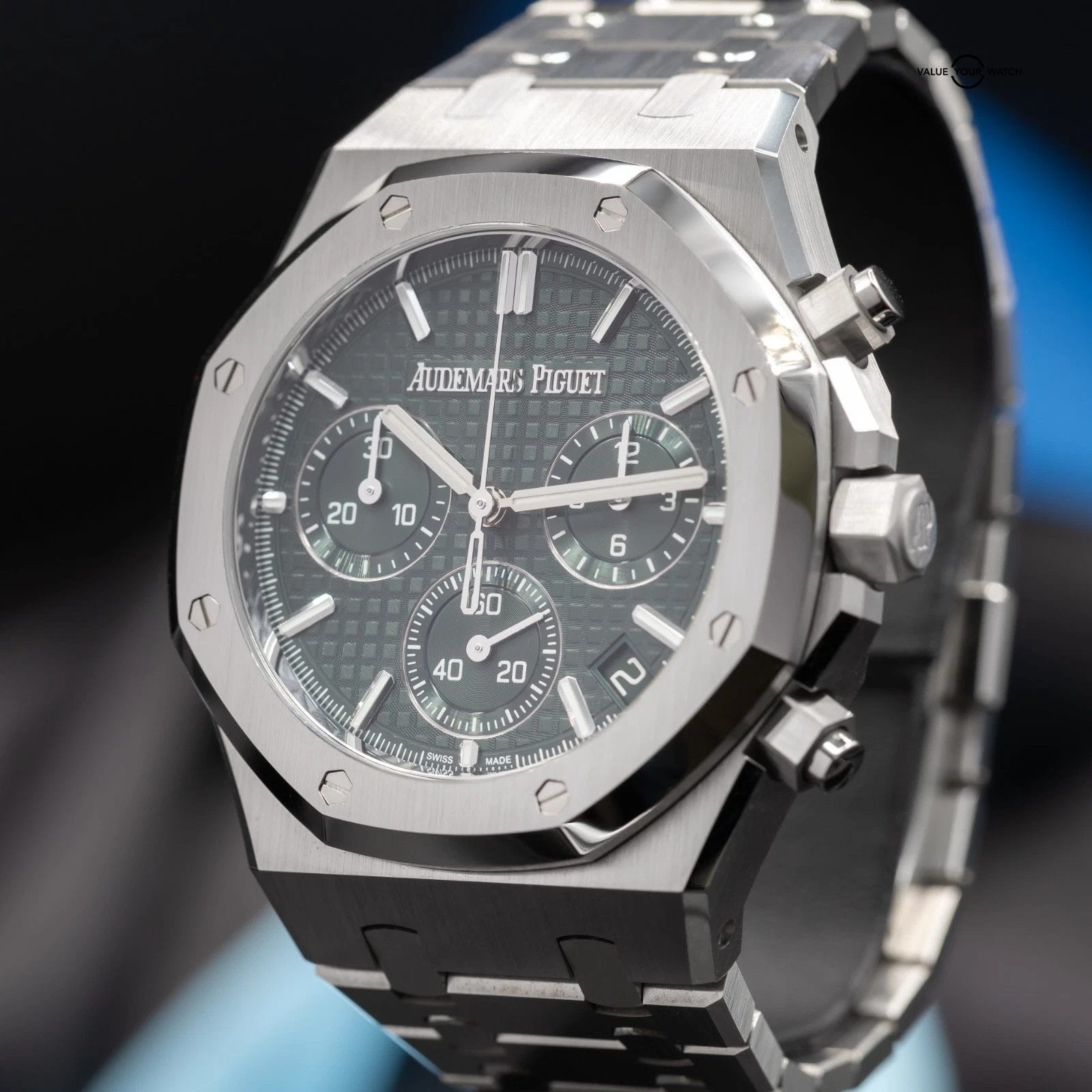 NEW ! Audemars Piguet Royal Oak Chronograph Green Men's 26240ST.OO.1320ST.08 - Image 5