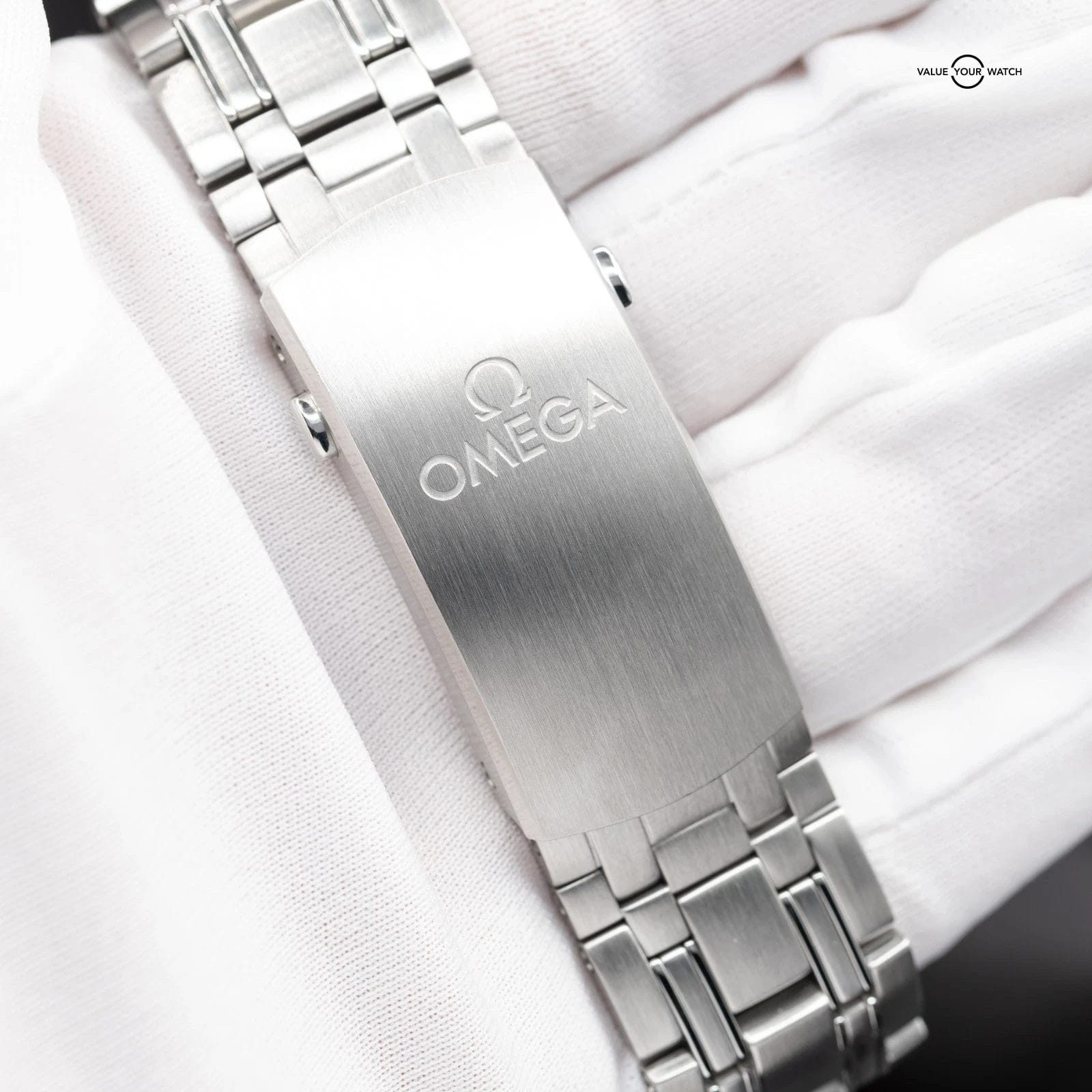 OMEGA Seamaster Diver 300M 210.32.42.20.04.002 America's Cup Barcelona Edition - Image 12