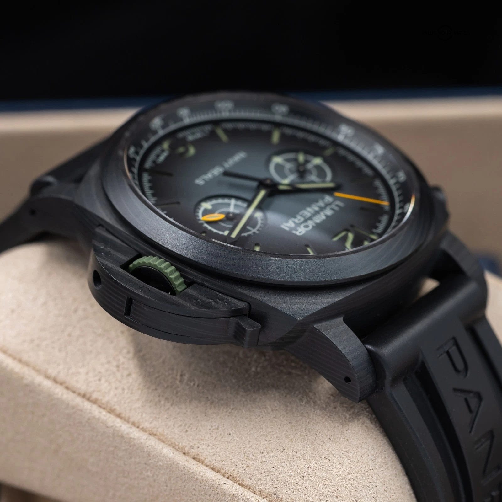 Panerai Luminor Navy Seals Carbotech Chronograph 44mm Full 2024 PAM01419 VIDEO! - Image 9