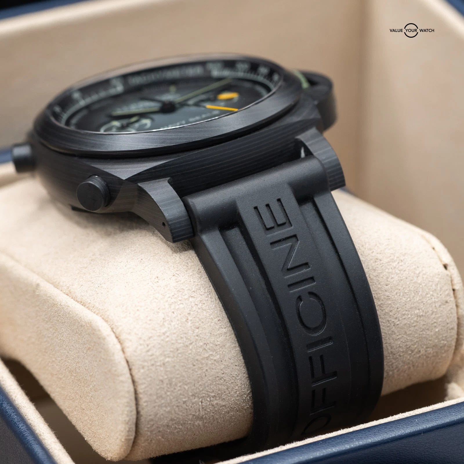 Panerai Luminor Navy Seals Carbotech Chronograph 44mm Full 2024 PAM01419 VIDEO! - Image 11