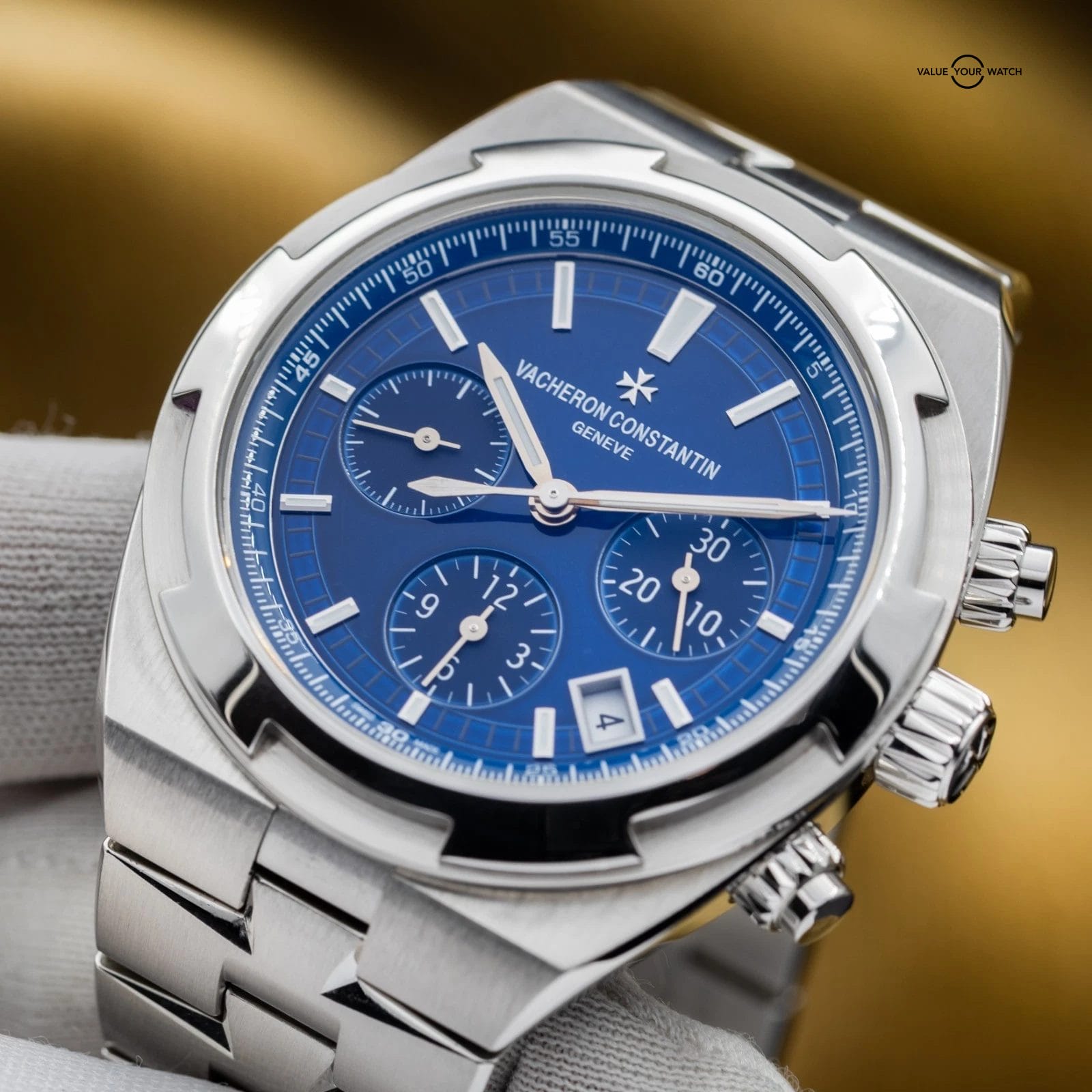 Vacheron Constantin Overseas Chronograph 5500V Blue 42.5mm VC Full Set w/Straps - Image 13