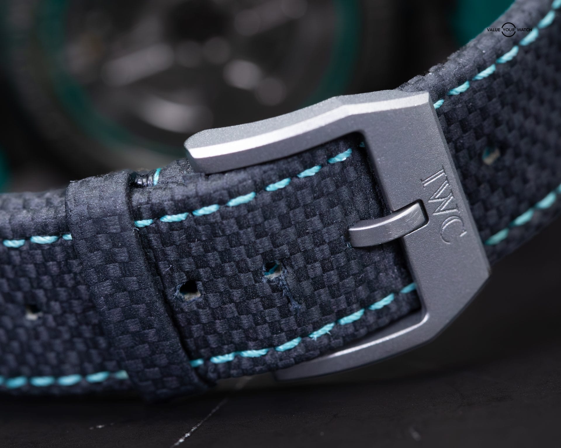 IWC Pilot’s Watch Chronograph “Petronas” Mercedes-AMG F1 Team | Ref. IW388108 | 41mm | Titanium | Complete Set (2023) - Image 4