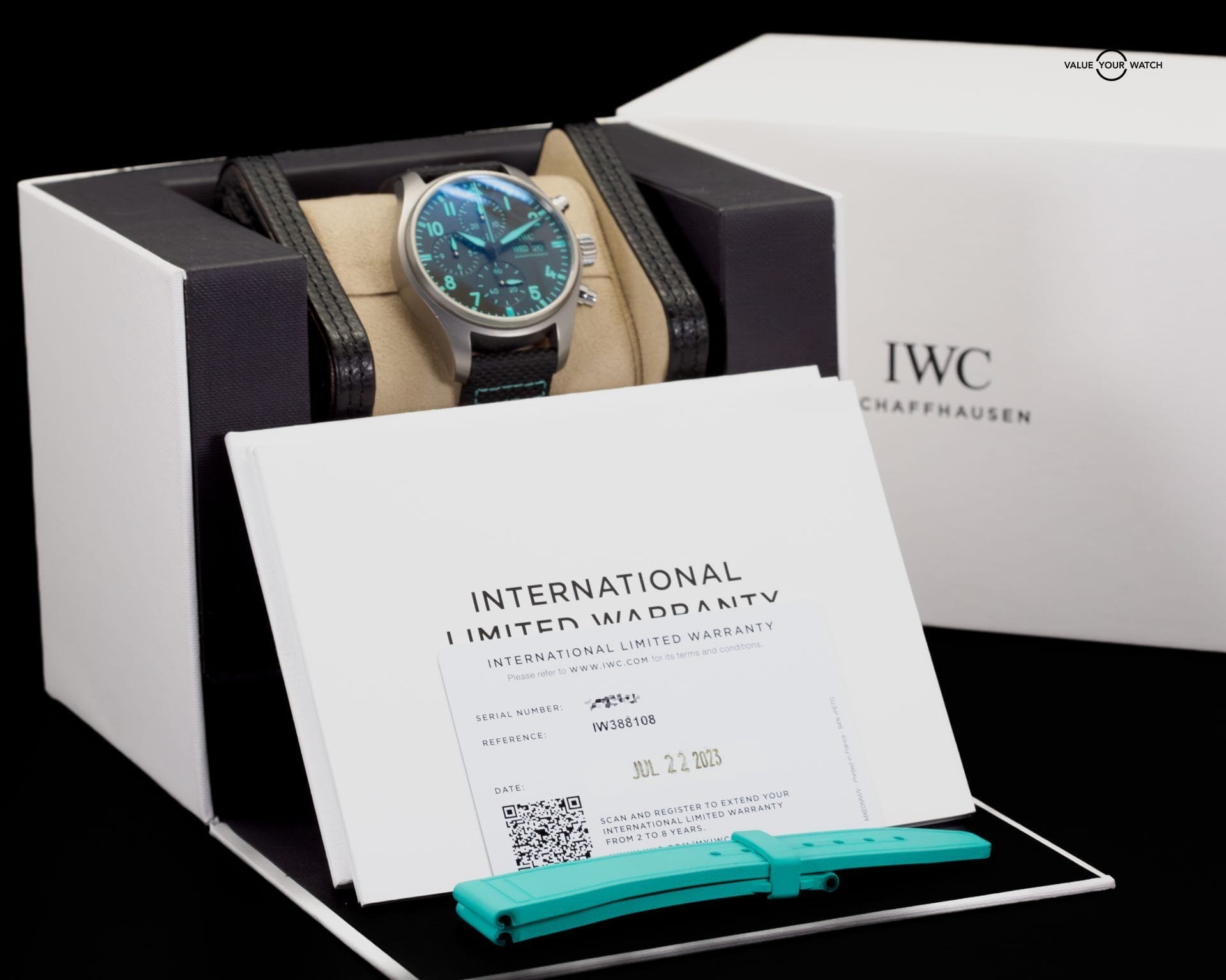 IWC Pilot’s Watch Chronograph “Petronas” Mercedes-AMG F1 Team | Ref. IW388108 | 41mm | Titanium | Complete Set (2023) - Image 3