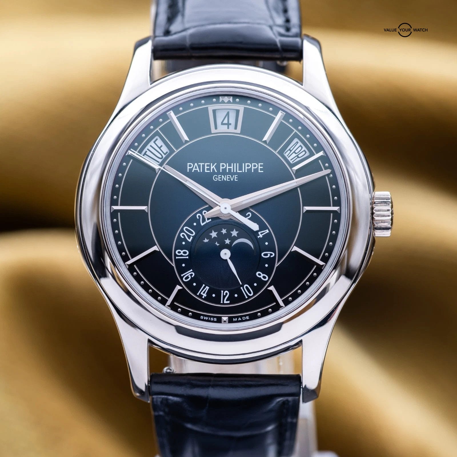 Patek Philippe Annual Calendar Moonphase White Gold Blue 40mm - 5205G Full Set
