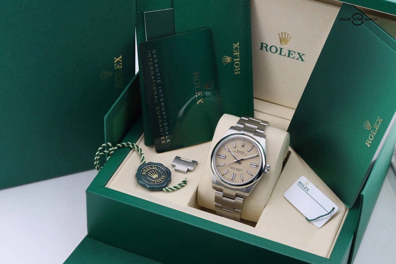 EXCELLENT 2025 Rolex Oyster Perpetual OP41 BEIGE Stainless Steel 41mm 134300 - Image 3
