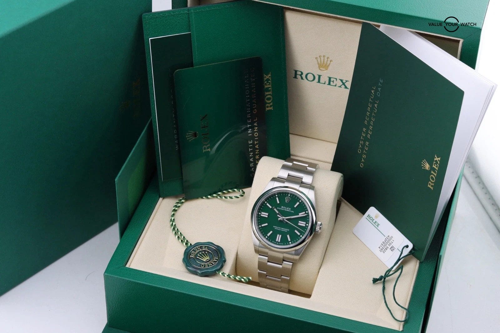 Unworn Rolex Oyster Perpetual 41mm Stainless Steel Green 134300 Dated 2026 - Image 3