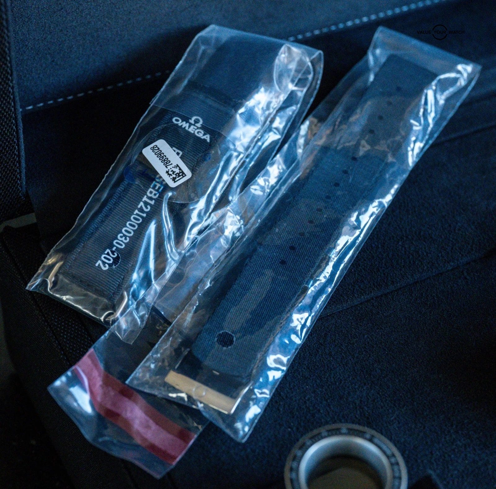 Omega Speedmaster Professional Moonwatch COMPLETE 42mm 311.30.42.30.01.005 - Image 18