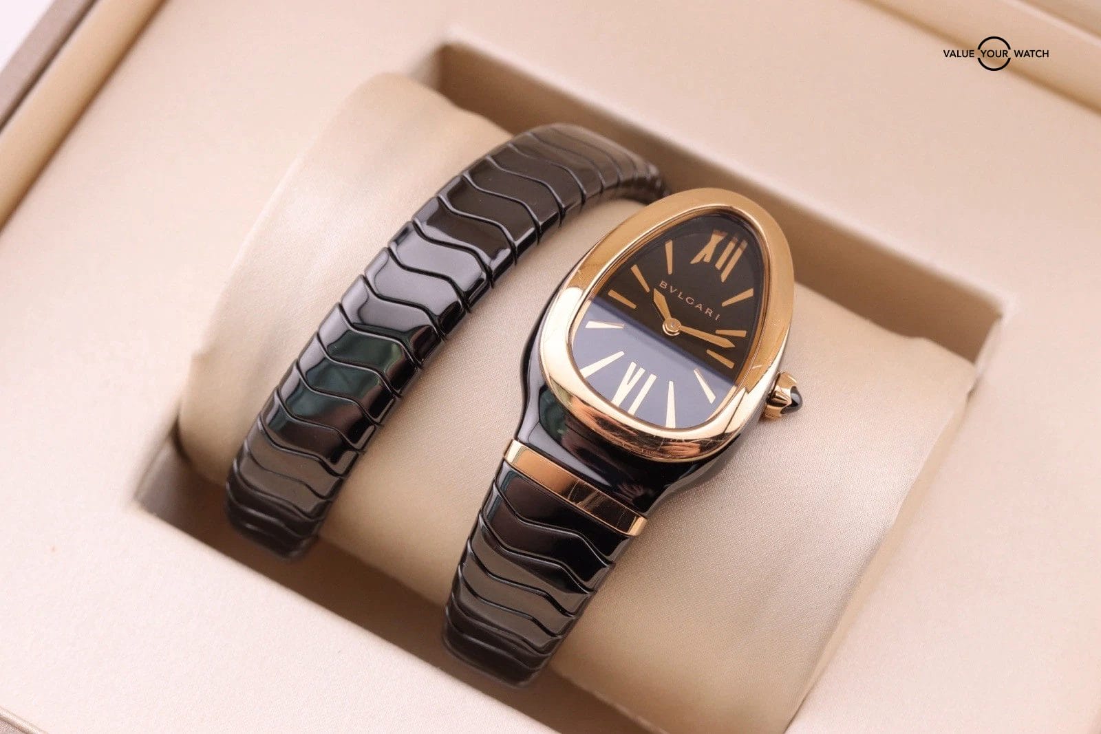 Bulgari Serpenti 18kt Gold x Ceramic | ref. 102735 | 2022 Complete Set - Image 5