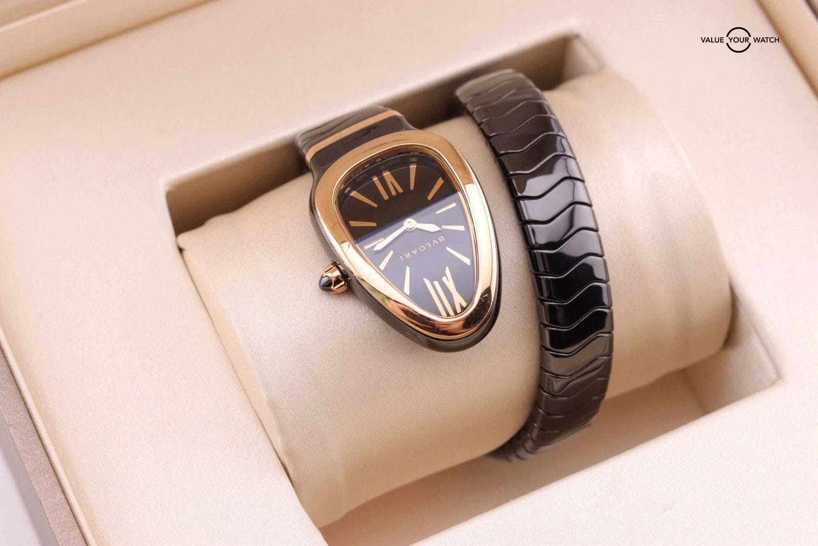 Bulgari Serpenti 18kt Gold x Ceramic | ref. 102735 | 2022 Complete Set - Image 7