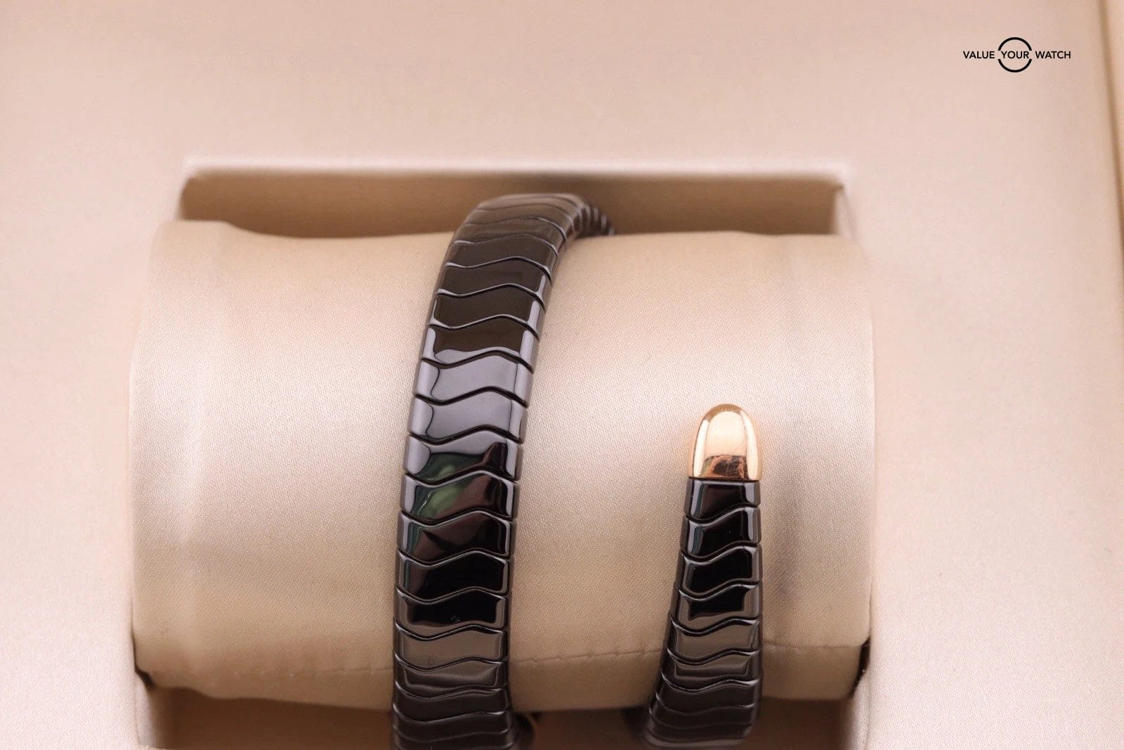 Bulgari Serpenti 18kt Gold x Ceramic | ref. 102735 | 2022 Complete Set - Image 10