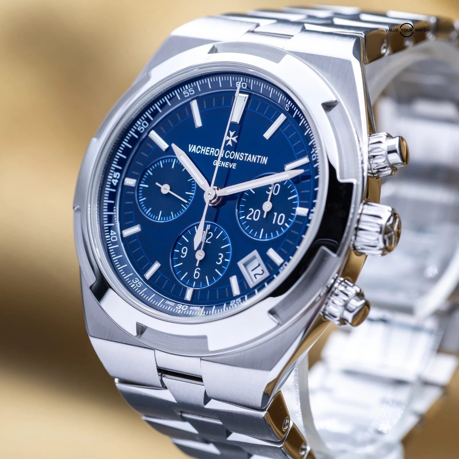 Vacheron Constantin Overseas Chronograph 5500V Blue Dial 42mm Full Set w/Straps - Image 5