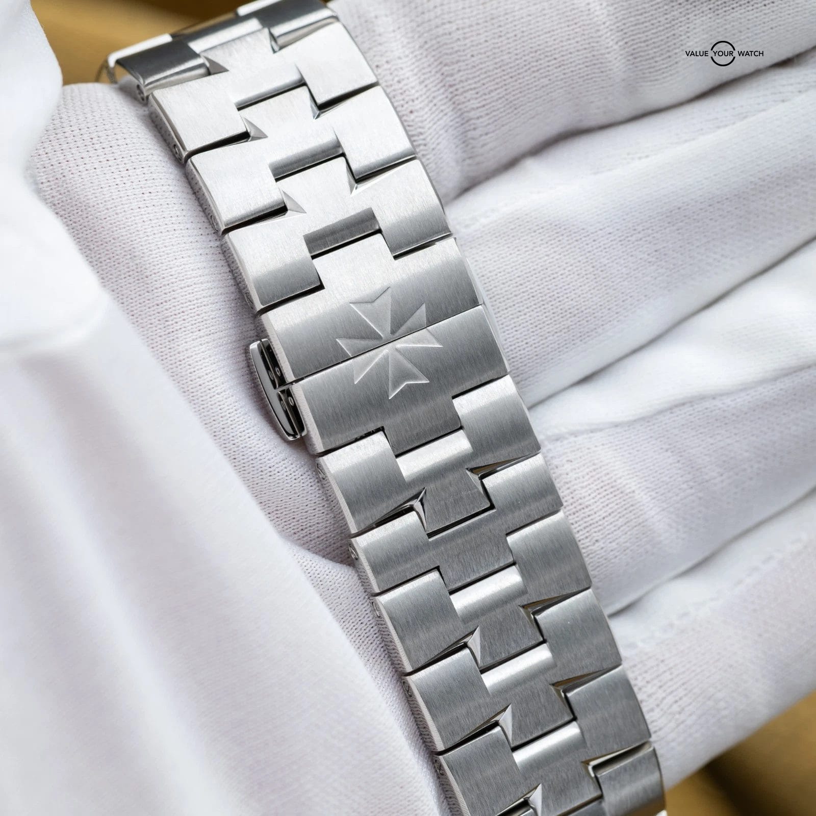 Vacheron Constantin Overseas Chronograph 5500V Blue Dial 42mm Full Set w/Straps - Image 7