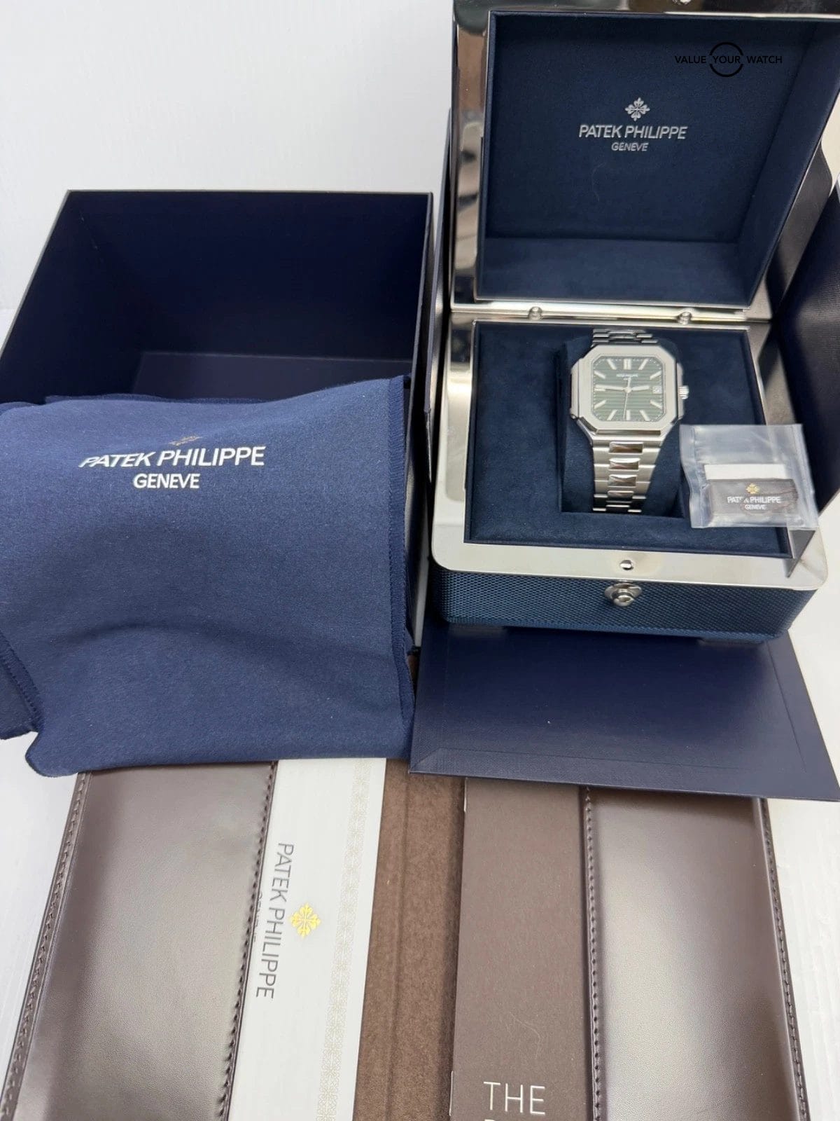 2024 MINT Box Papers Patek Philippe 5821/1A Cubitus Automatic with Green Dial - Image 3