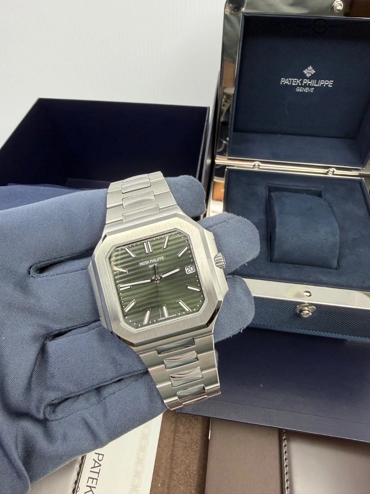 2024 MINT Box Papers Patek Philippe 5821/1A Cubitus Automatic with Green Dial - Image 10