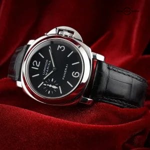 Panerai Luminor PAM00111 Black Dial 44mm -3 Straps Rubber & Leather, Box & Books