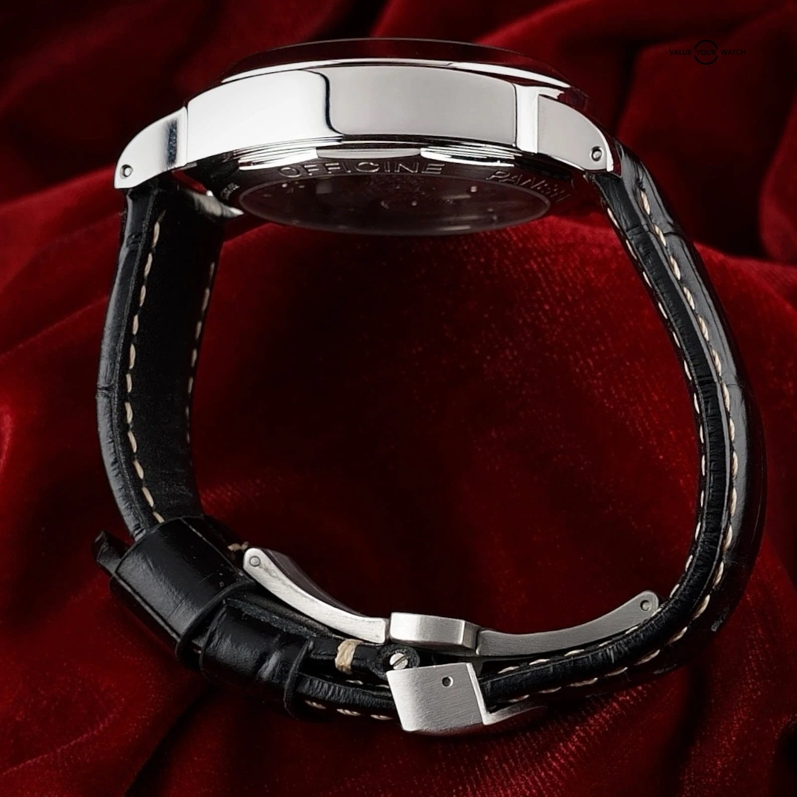 Panerai Luminor PAM00111 Black Dial 44mm -3 Straps Rubber & Leather, Box & Books - Image 6