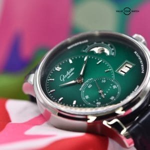 Glashütte Original PanoMaticLunar Green Comes with the Original Receipt 2020 and manual
