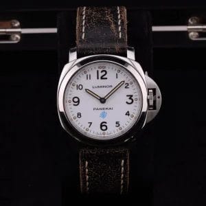 Panerai Luminor Base White Dial 44mm | PAM00630 | Recently Serviced