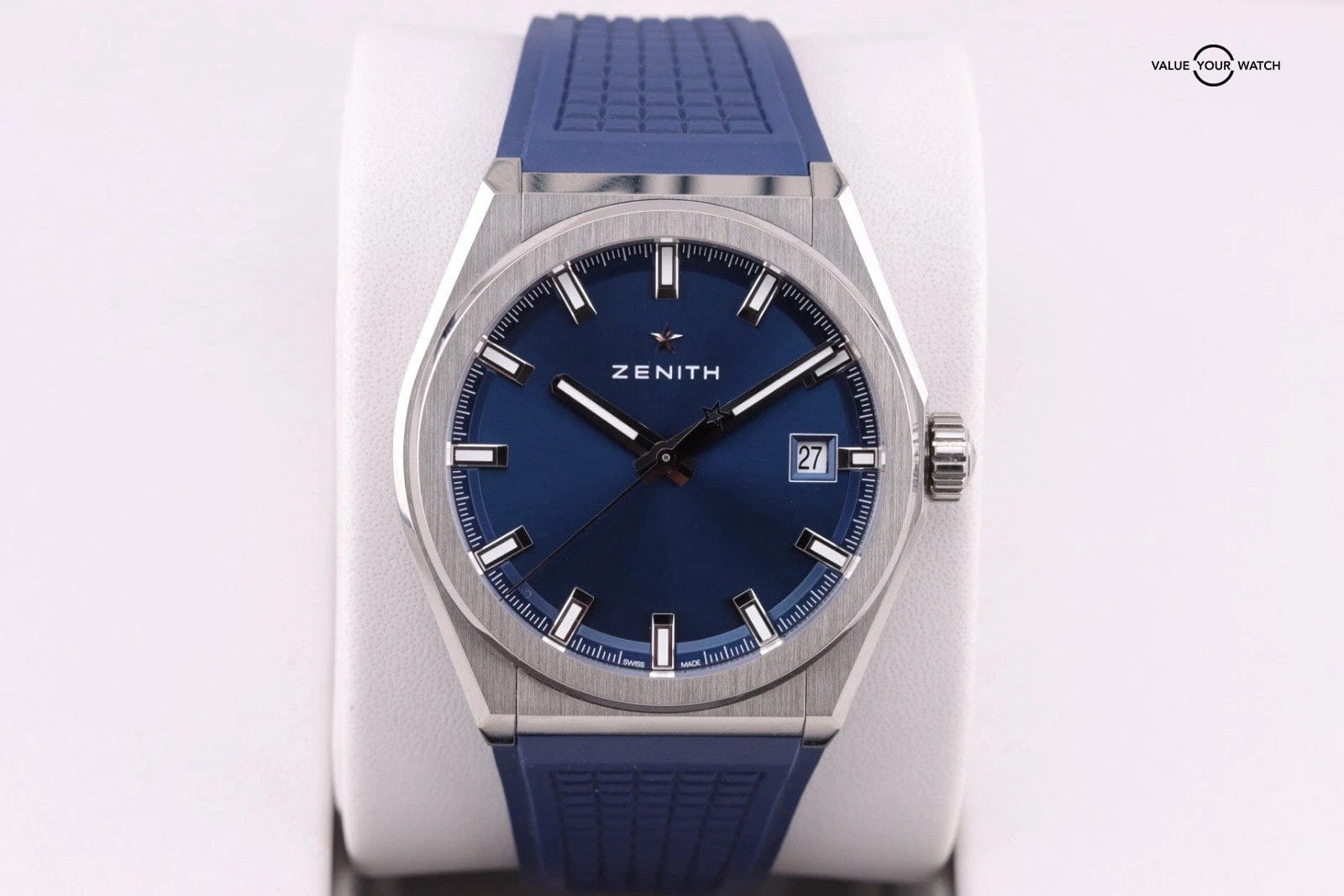 Zenith Defy Classic 95.9000.670/51 .R584 Automatic 41mm Men Watch - Image 17