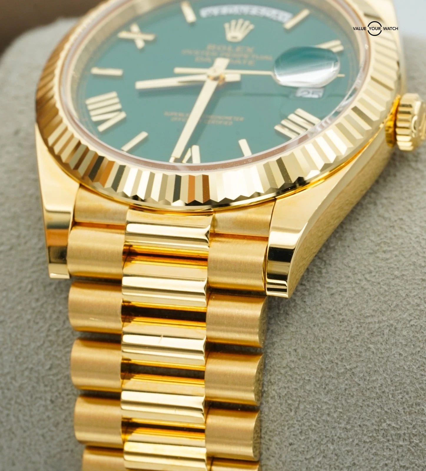 Rolex Day-Date President 228238 40mm Green Roman Dial 18K Yellow Gold Box/Papers - Image 16
