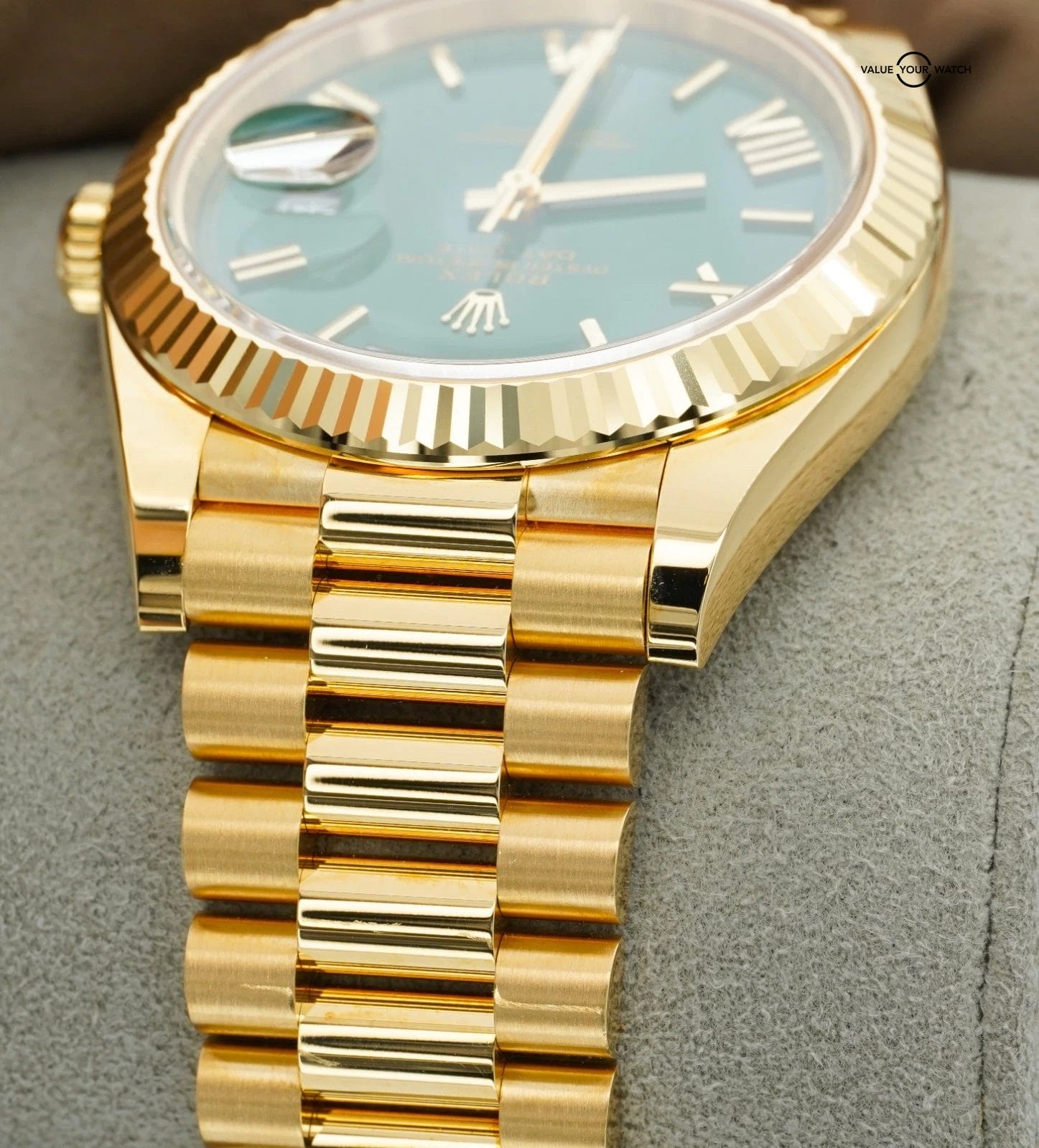 Rolex Day-Date President 228238 40mm Green Roman Dial 18K Yellow Gold Box/Papers - Image 18
