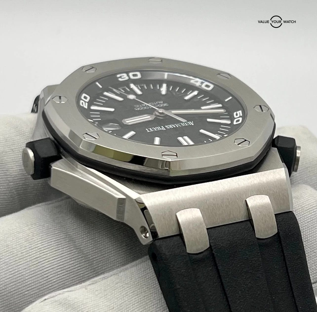 Audemars Piguet Royal Oak Offshore Diver 15710st 42mm - Image 5