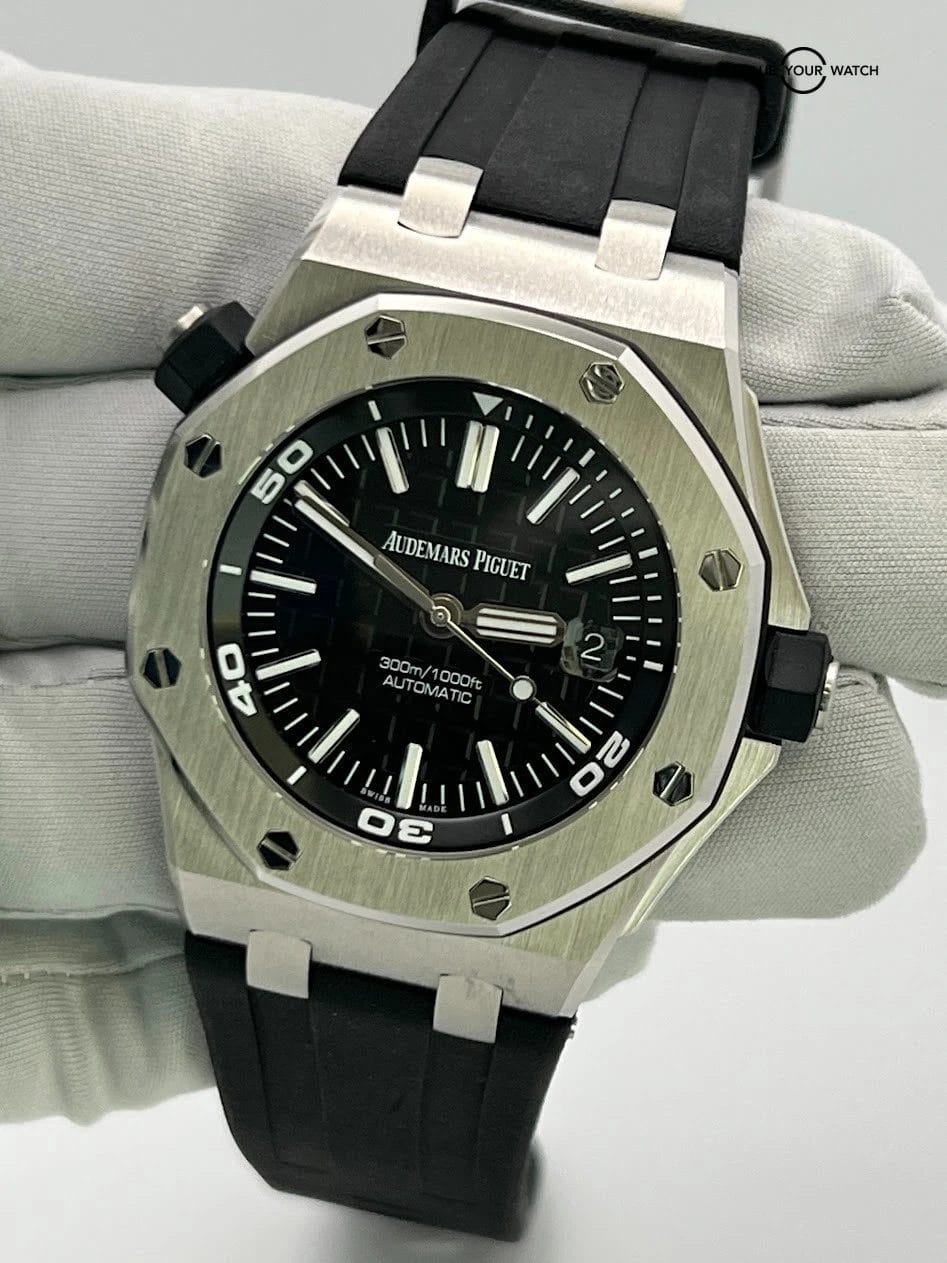 Audemars Piguet Royal Oak Offshore Diver 15710st 42mm - Image 9