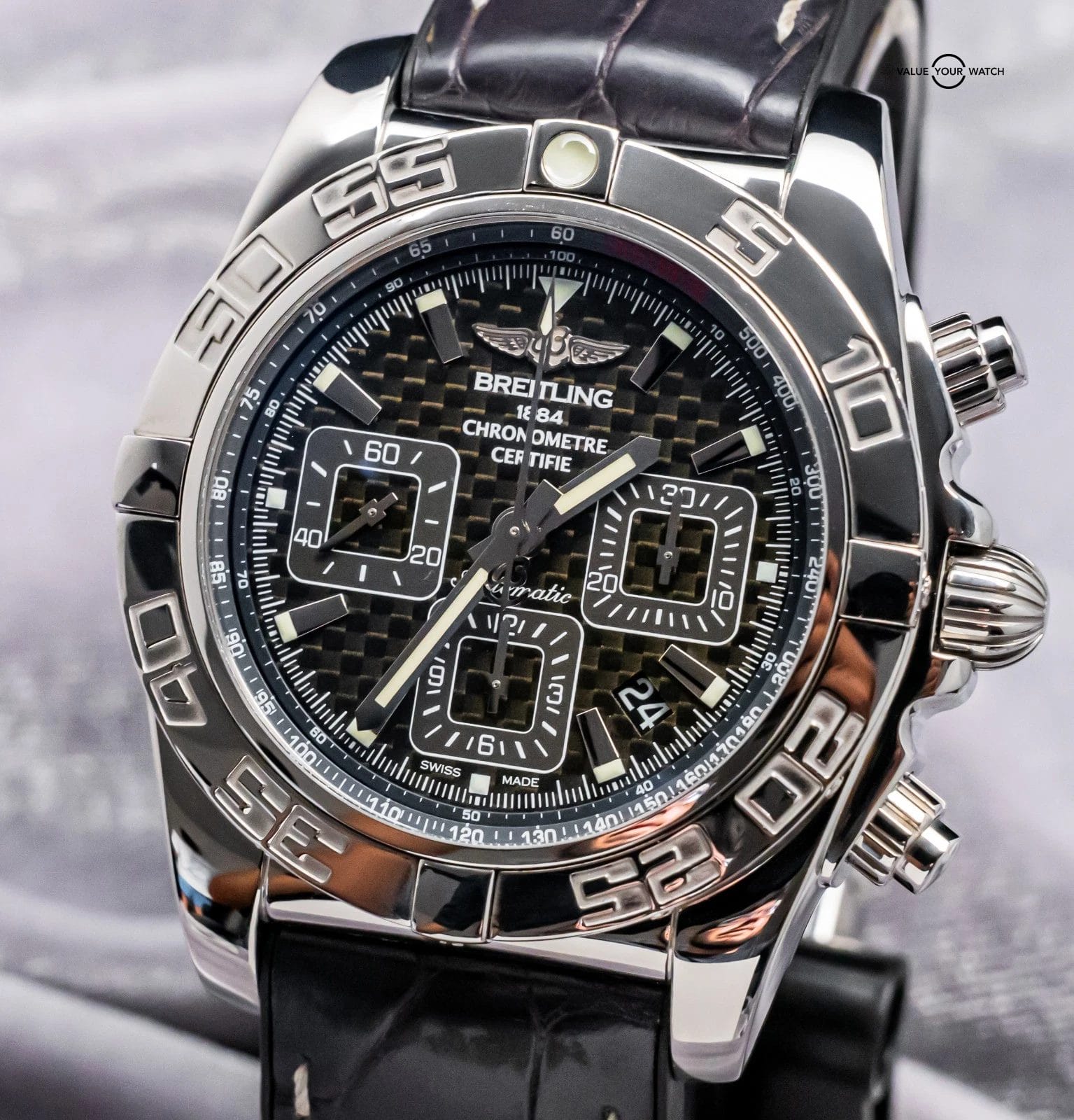 Breitling Chronomat 44 Carbon Fiber B01 Box Papers Deploy Rubber Aviation AB0110 - Image 8