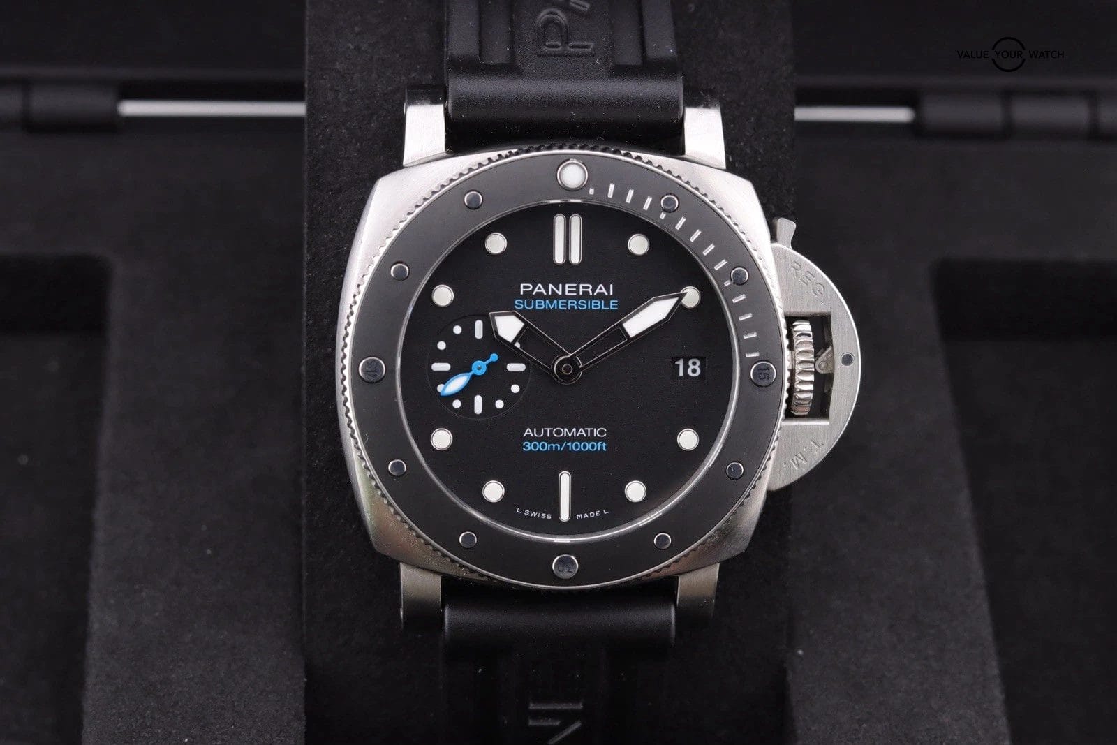 Panerai Submersible | PAM01683 | 2022 Papers +Box - Image 4