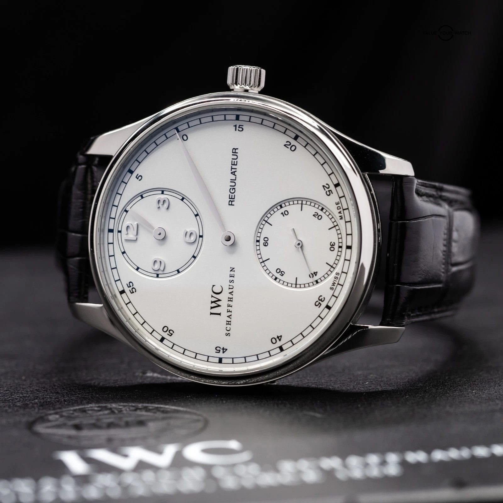 IWC Portugieser Regulateur 500 piece Limited Edition in 43mm of solid Platinum! - Image 17
