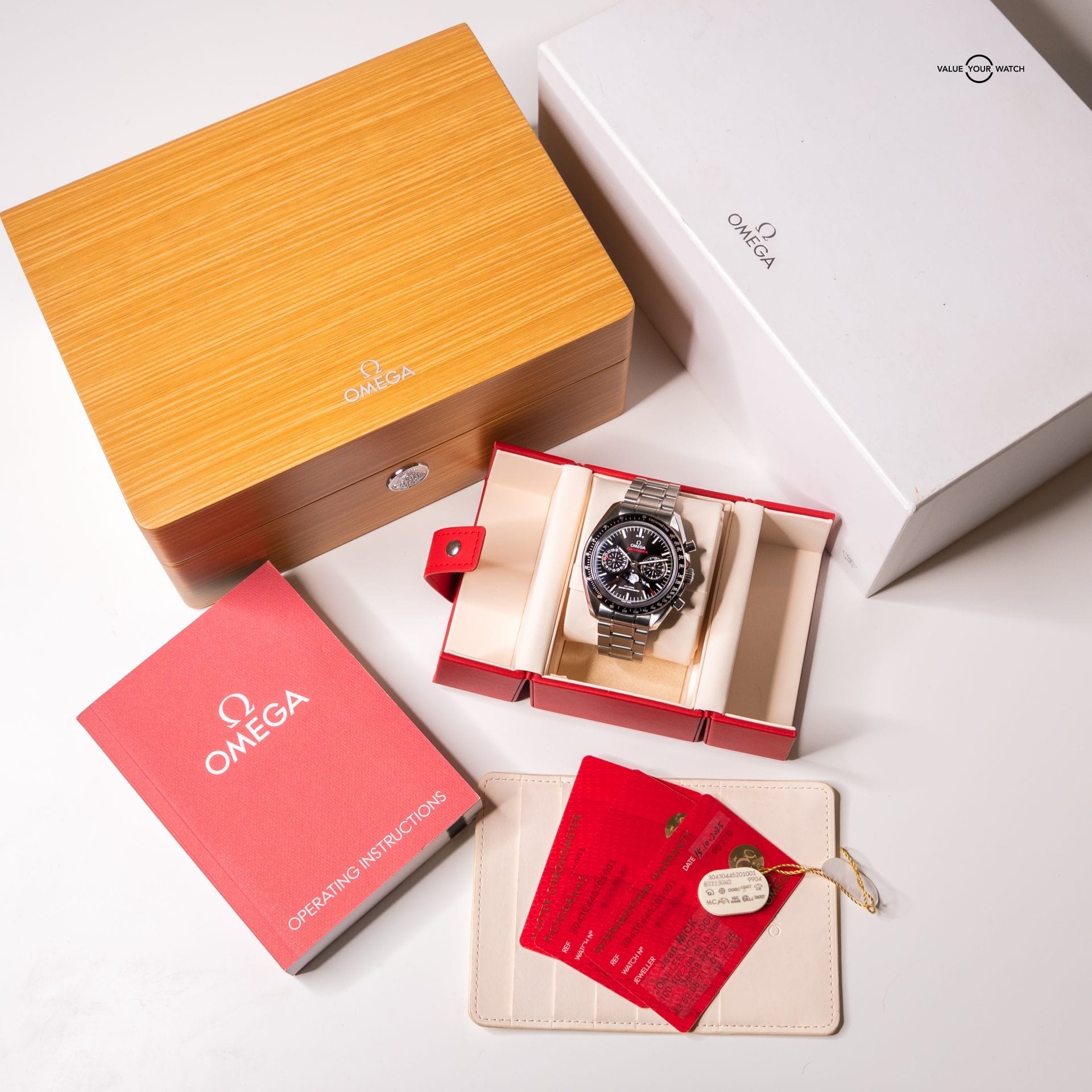 Omega Speedmaster Moonphase Chronograph 44.25mm Black Dial Steel Complete Set 304.30.44.52.01.001 - Image 3