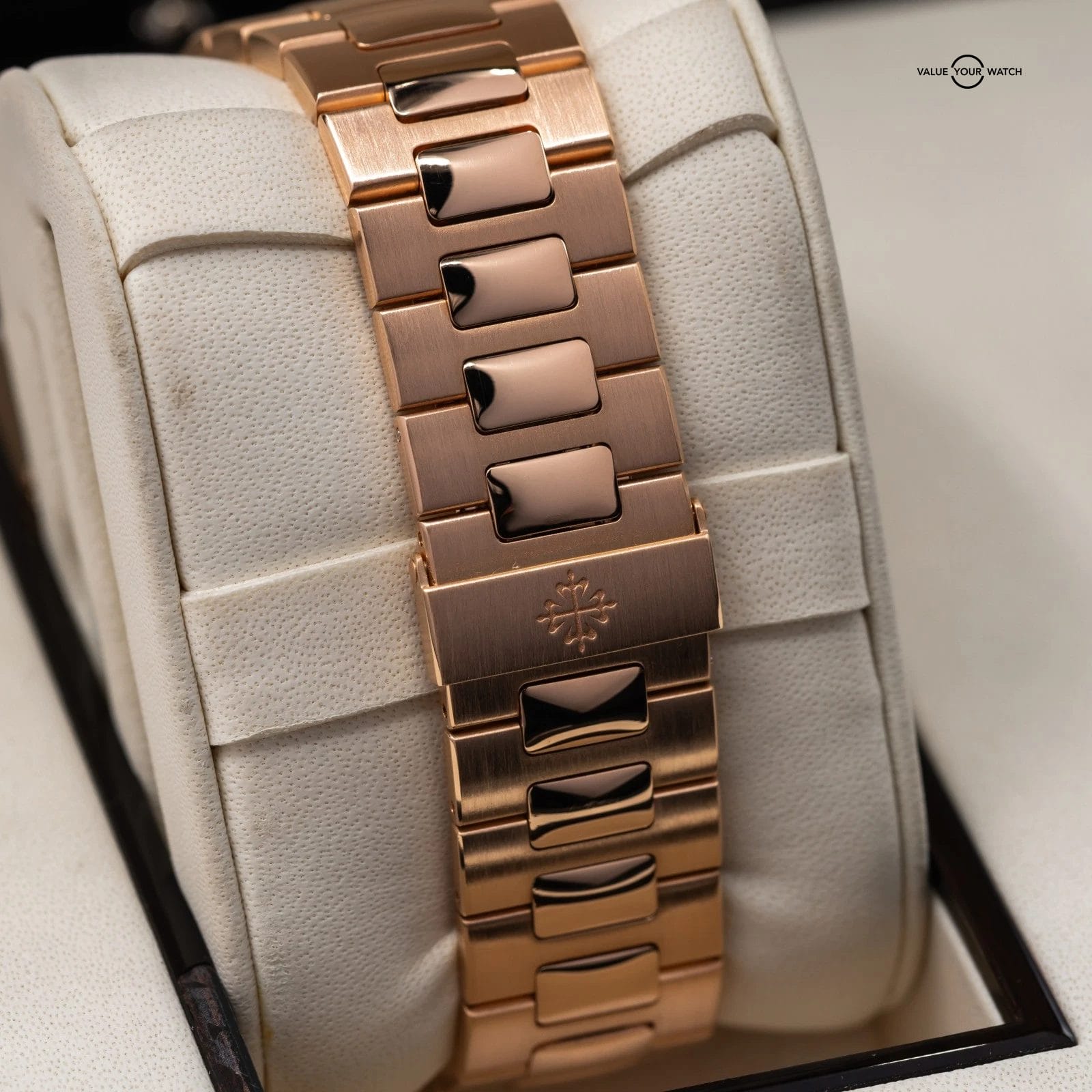 Patek Philippe Nautilus Chronograph in rose Gold, 5980/1R full set 2015! - Image 14