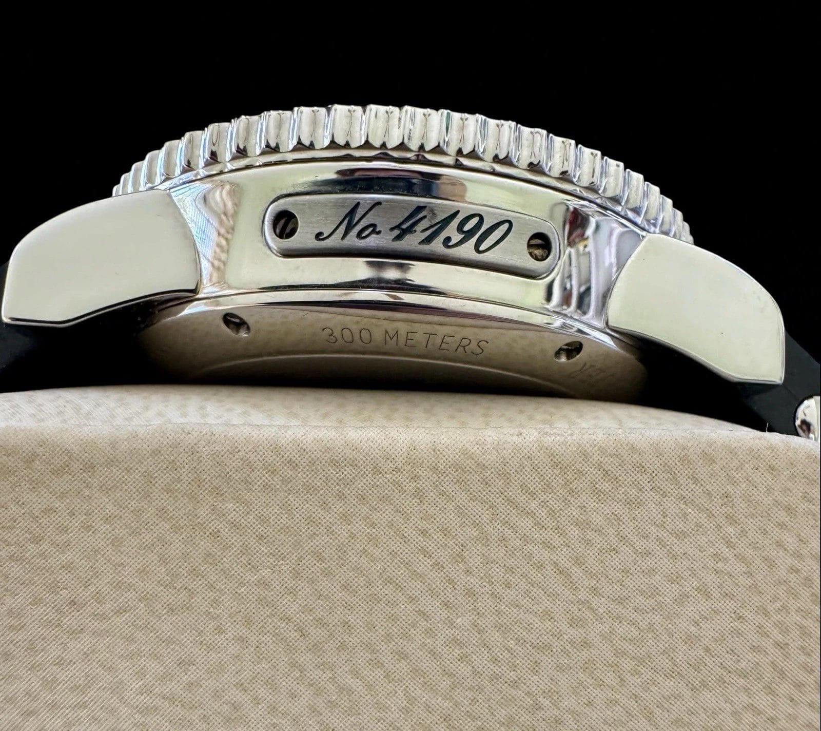 Ulysse Nardin Marine White Men's Watch - 263-33 Includes Additional Straps - Image 7