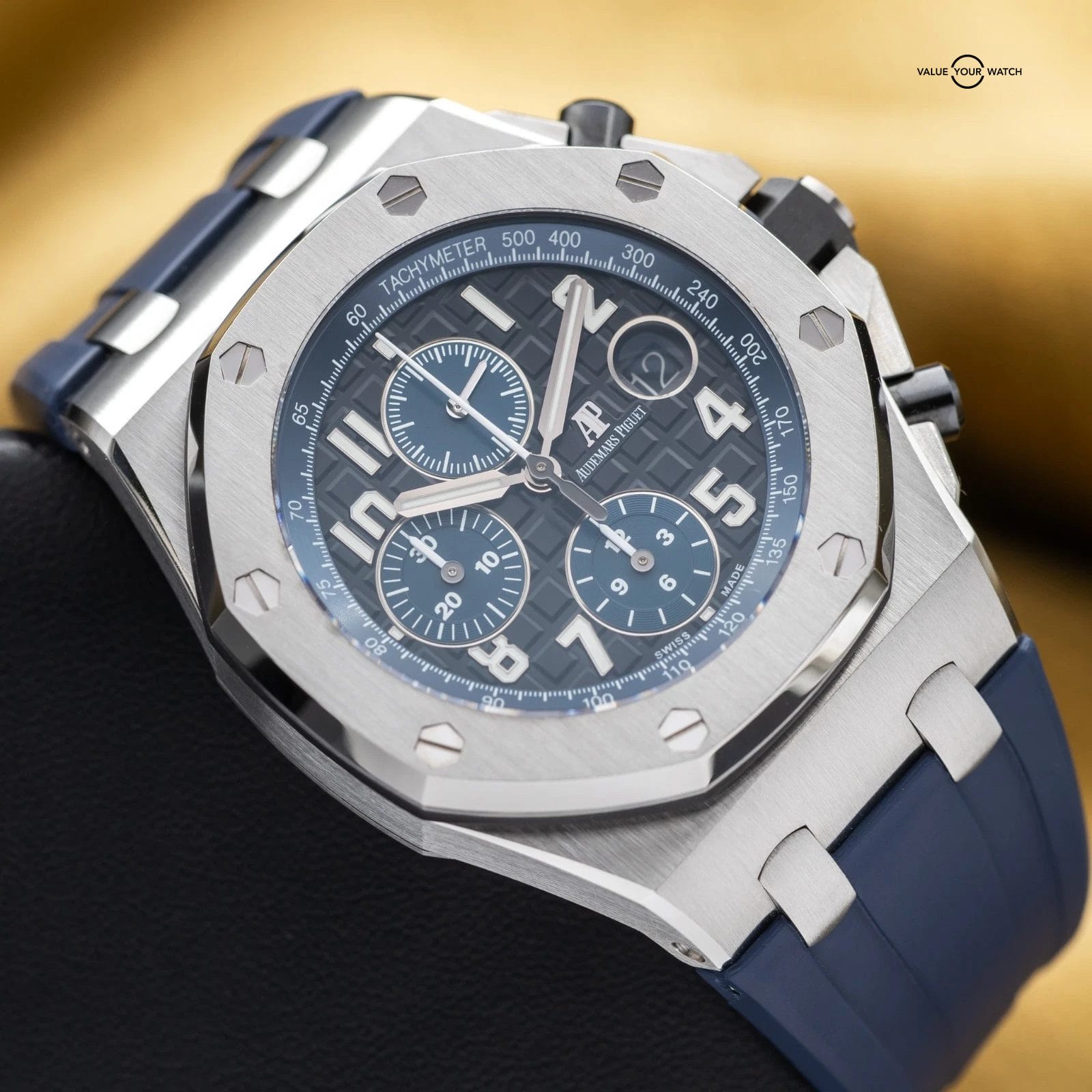 Audemars Piguet Royal Oak Offshore Chrono ‘Batman’ 42 Steel AP 26470ST Full Set - Image 3